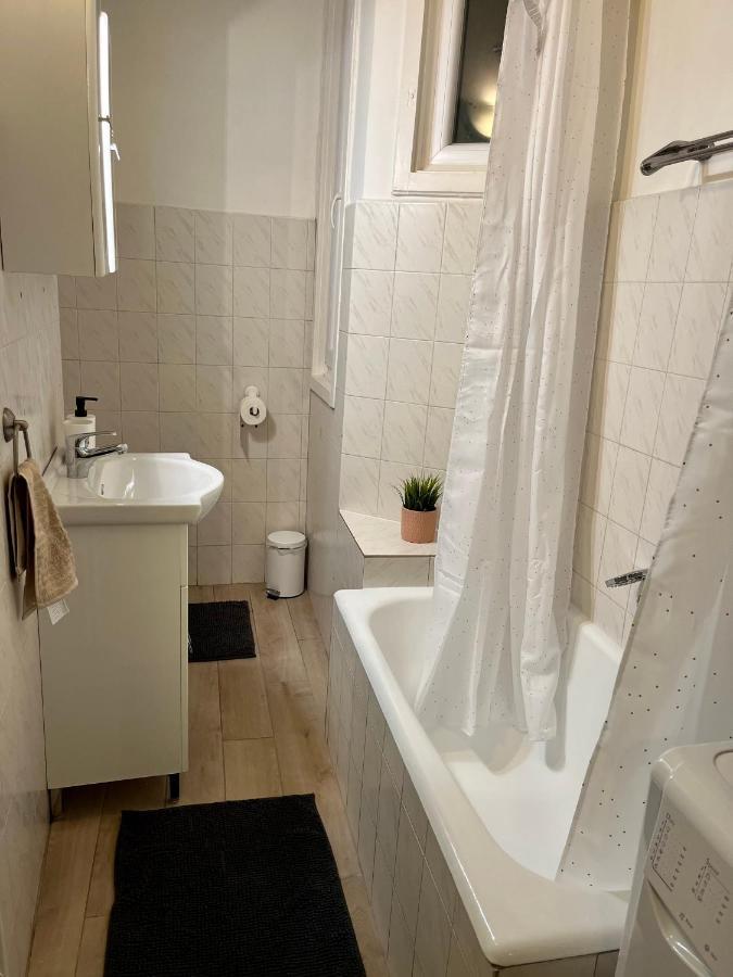 Your Home In Budapest: Cozy, Central & Silent Eksteriør billede