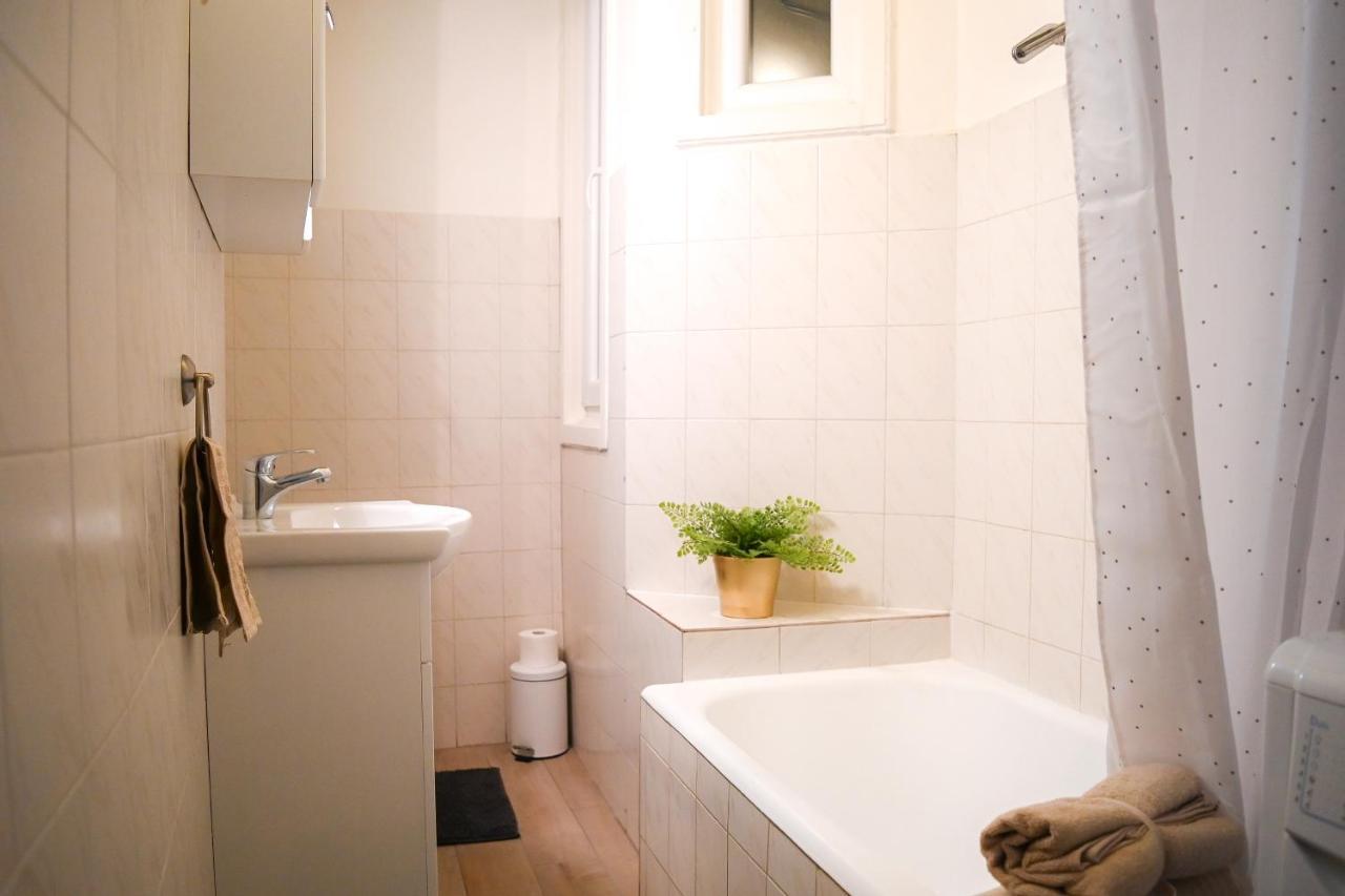 Your Home In Budapest: Cozy, Central & Silent Eksteriør billede